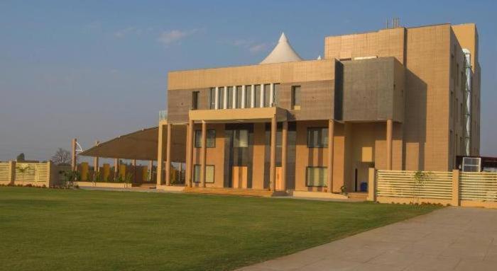 Hotel The Celestial Park, Bhopal Exterior foto