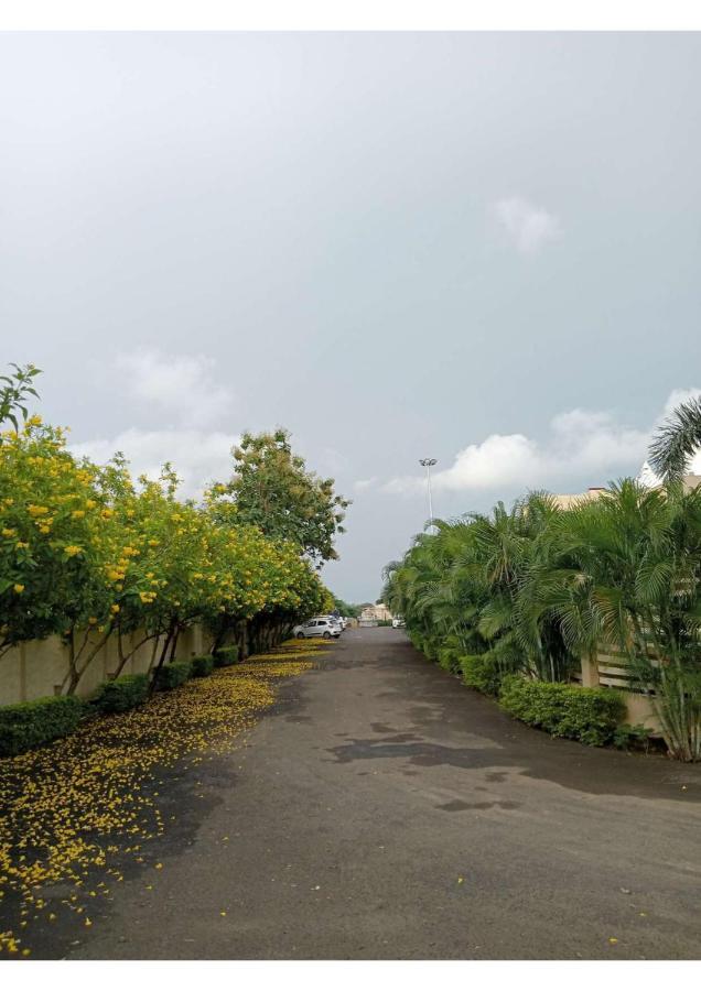 Hotel The Celestial Park, Bhopal Exterior foto